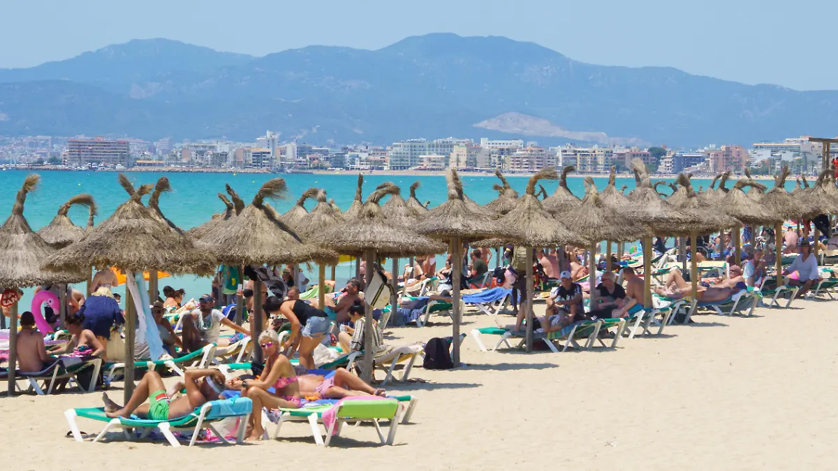  Playa de Palma auf Mallorca im zweiten Jahr der Corona-Pandemie Frühsommer 2021 -Playa de Palma auf Mallorca im zweiten Jahr der Corona-Pandemie Frühsommer 2021 -, Mallorca Balearische Inseln Spanien Playa de Palma *** Playa de Palma in Mallorca in the second year of the Corona pandemic early summer 2021 Playa de Palma in Mallorca in the second year of the Corona pandemic early summer 2021 , Majorca Balearic Islands Spain Playa de Palma