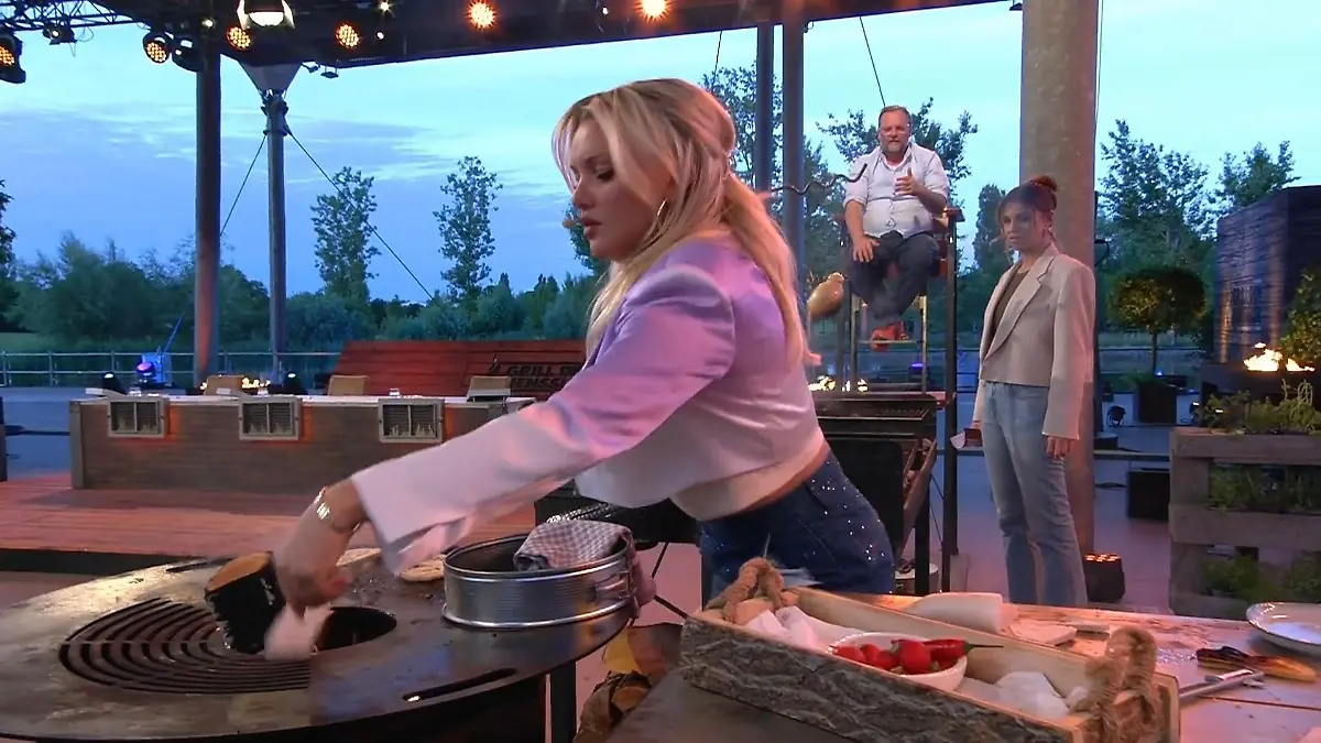 Eine Chaosqueen zu coachen ist nicht leicht Sepp verzweifelt an Evelyn Burdecki