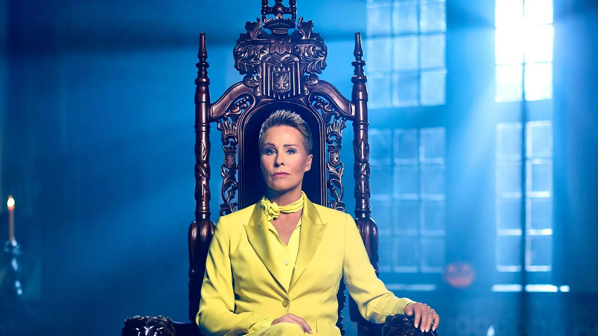 Moderatorin Sonja Zietlow präsentiert die neue Staffel „Die Verräter - Vertraue Niemandem!”