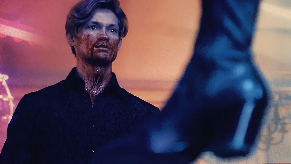 „Love Sucks” mit Damian Hardung