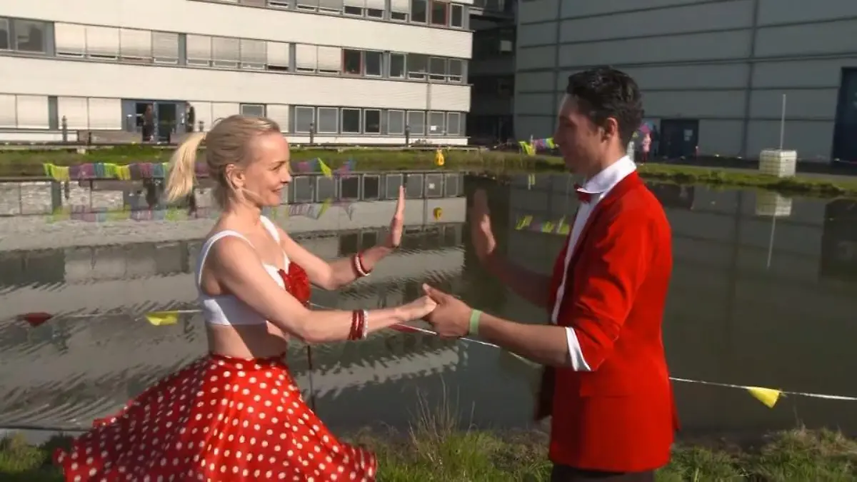 Janin Ullmann vs. René Casselly: Wer ist fitter? Battle der "Let's Dance"-Favoriten