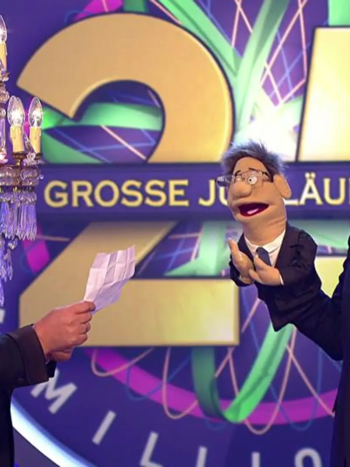 TV-Koch Tim Mälzer überrascht WWM-Moderator Günther Jauch gleich doppelt!
