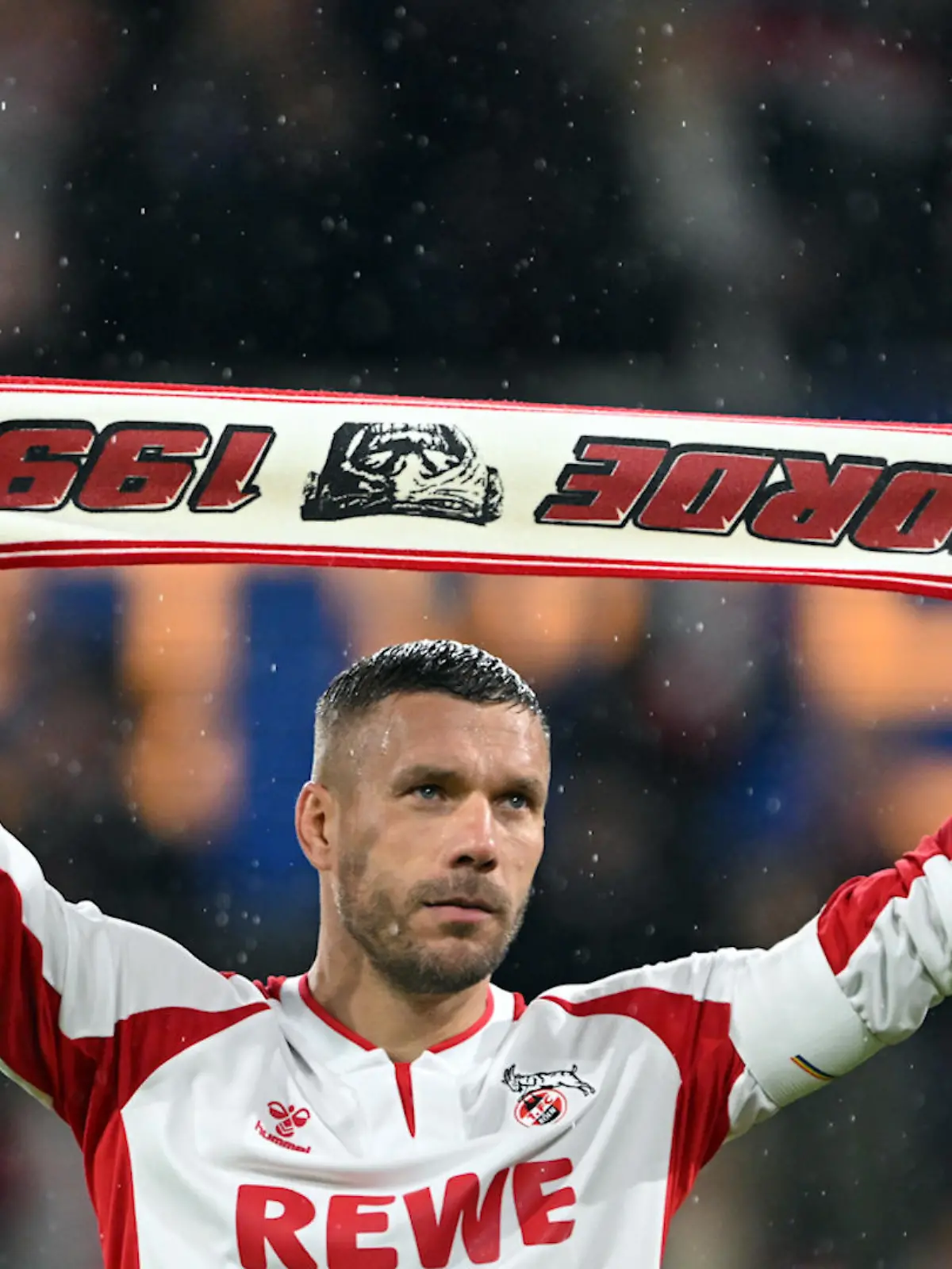 Bild zu: "Poldi feiert Abschied"