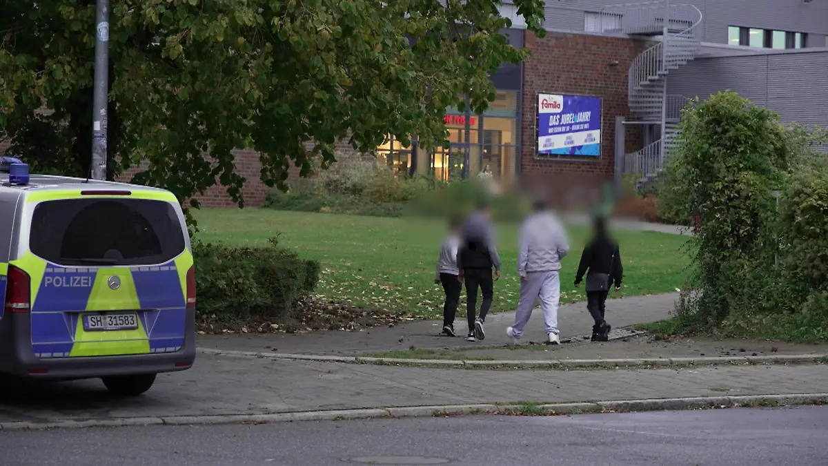 Anwohner aufgebracht! 30 Geflüchtete machen Ärger in der Wik Stadt prüft jetzt Verlegung