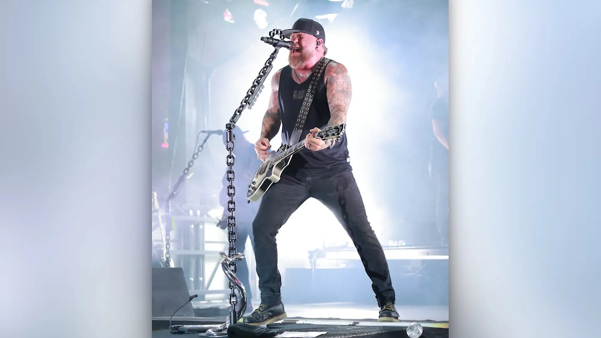 Brantley Gilbert.jpg