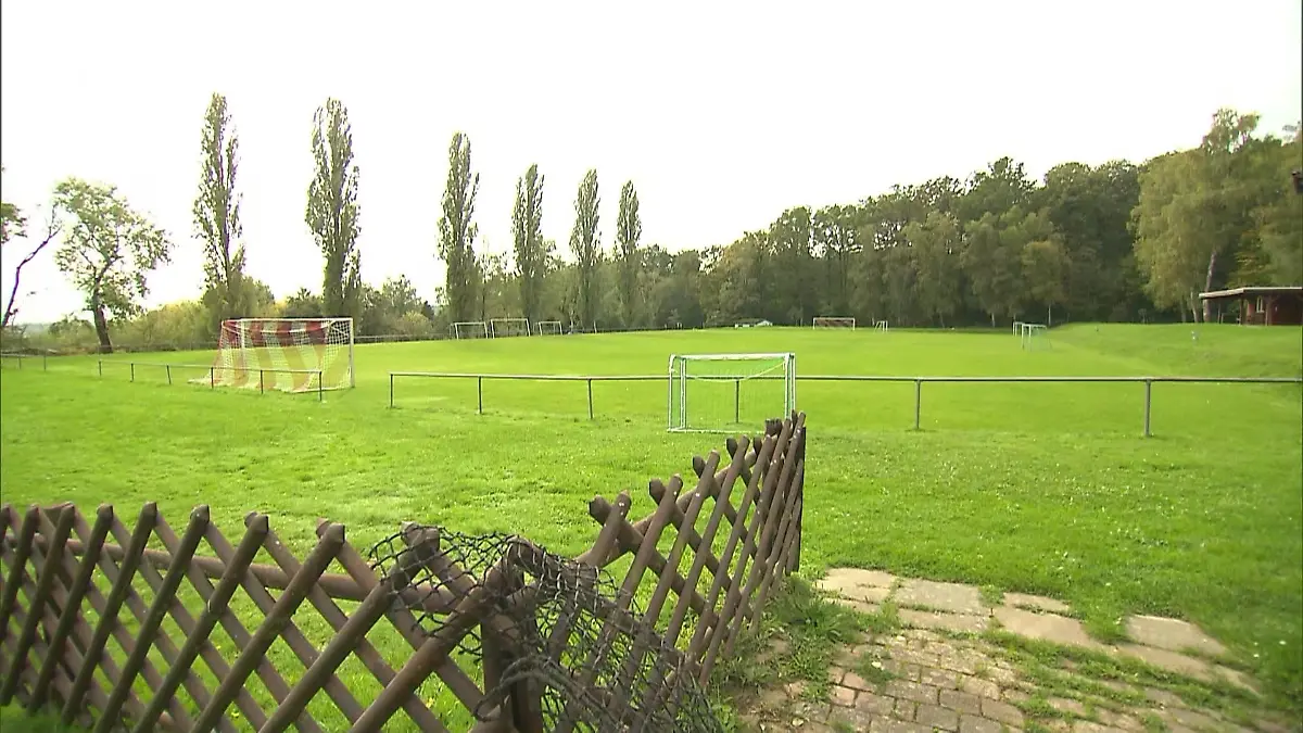 Schwere Vorwürfe gegen Fussball-Jugendtrainer Jungen betäubt und sexuell missbraucht?