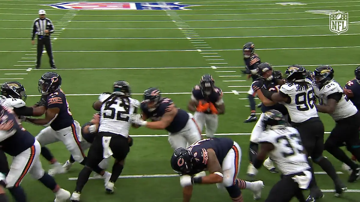 D’Andre Swift tankt sich durch Fünfter Touchdown für Bears!