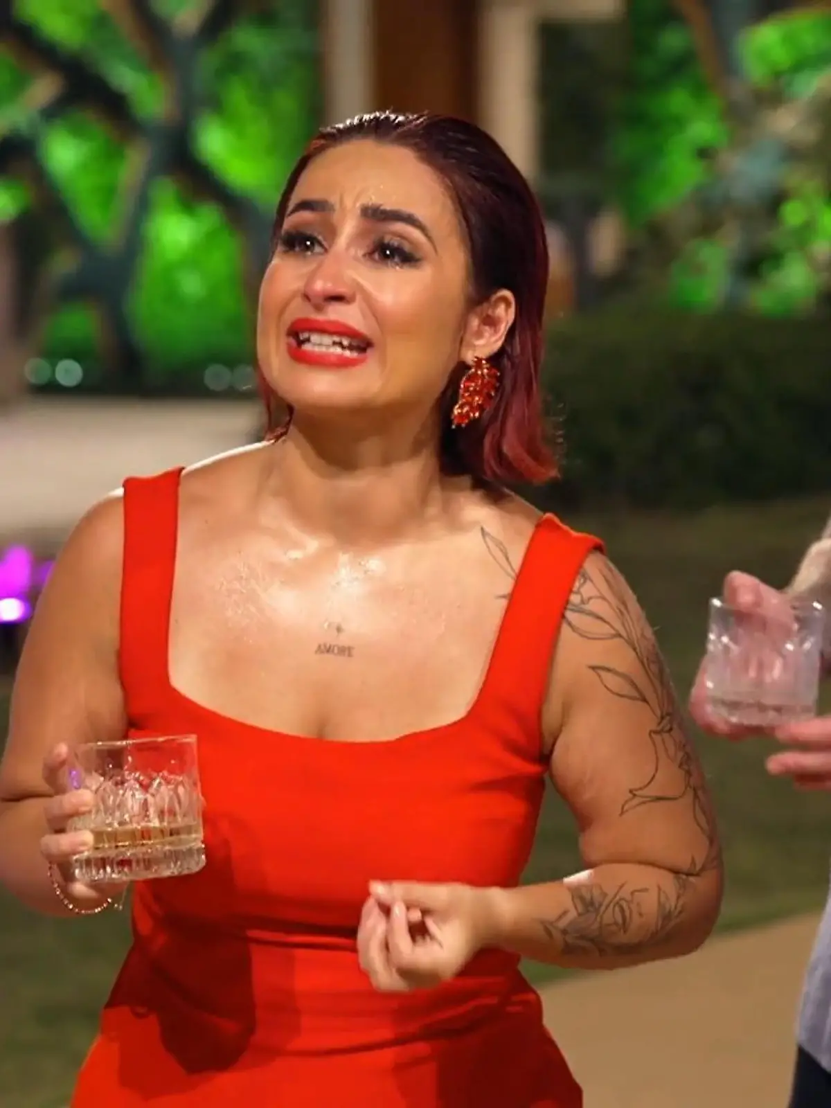 Bild zu: "Kaum ist die Bachelorette weg, gehen die Singles aufeinander los"