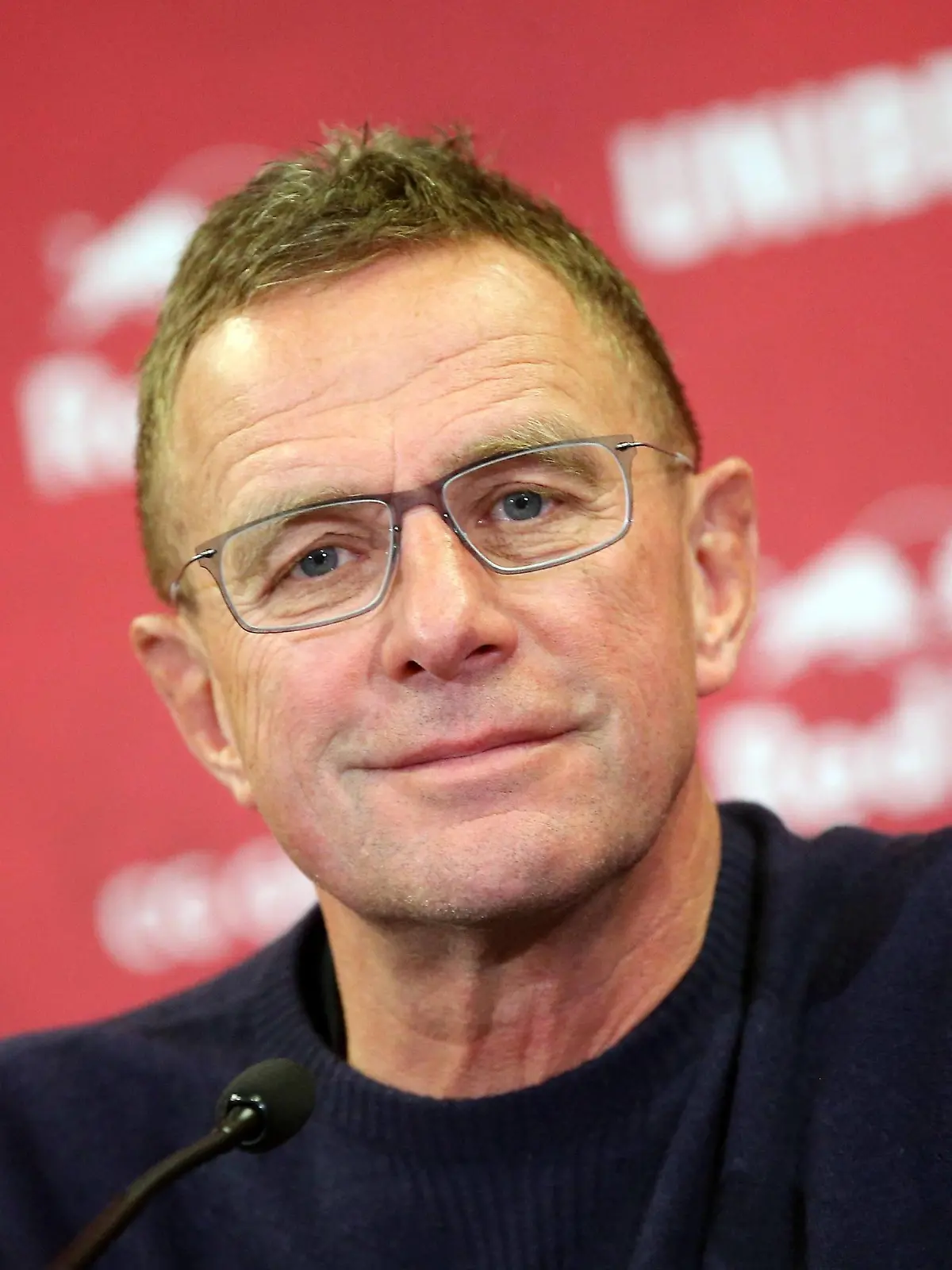  Sport Bilder des Tages RB Leipzig - Pressekonferenz / Fussball Leipzig, 16.05.2019, RBL Akademie, Fussball, Bundesliga. , RB LEIPZIG - PK zwei Tage vor dem Spiel bei Werder Bremen, der letzten Partie der Bundesligasaison 2018 / 19. , Im Bild: Trainer Ralf Rangnick RB Leipzig , *** RB Leipzig Press Conference Football Leipzig, 16 05 2019, RBL Academy, Football, Bundesliga , RB LEIPZIG PK two days before the match at Werder Bremen, the last match of the Bundesliga season 2018 19 , In the picture coach Ralf Rangnick RB Leipzig ,