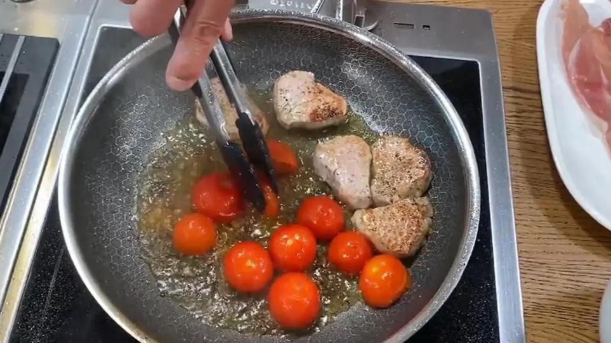 Schweinefilet-Pfanne à la Saltimbocca Hensslers schnelle Nummer