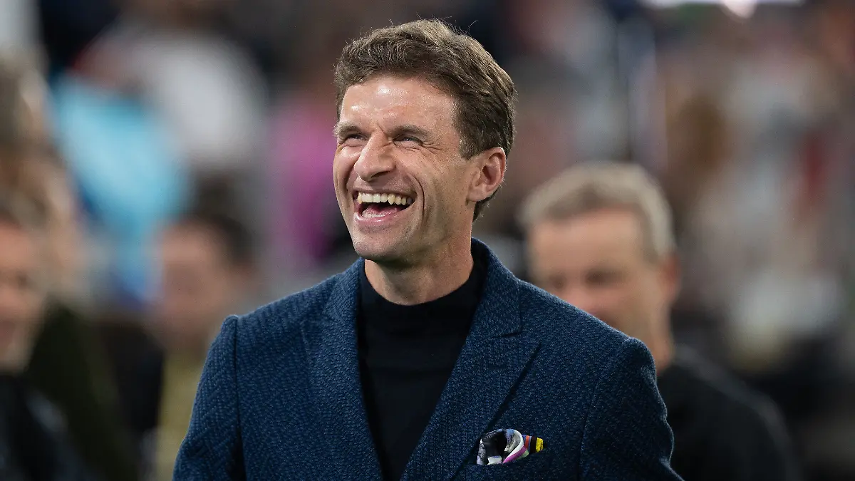 Thomas Müller zeigt sich gut gelaunt!