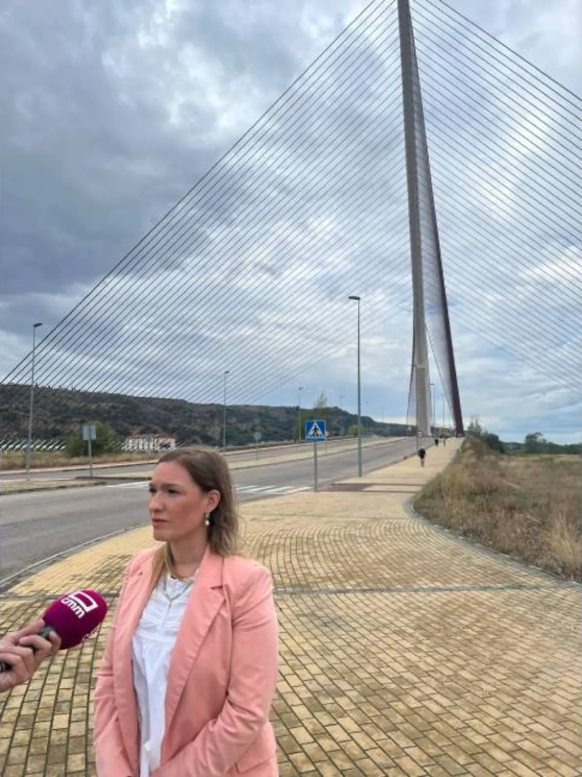 Von dieser Brücke stürzt der Brite in den Tod.