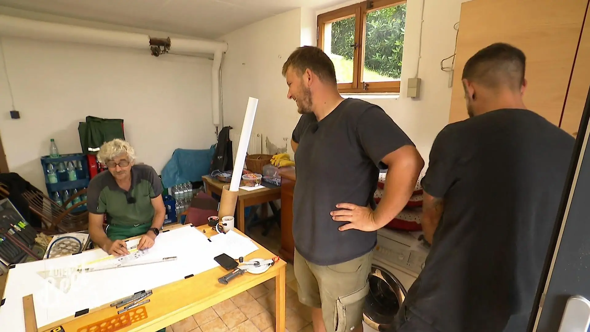 Der Gartrenumbau wird geplant Lisa und Ali