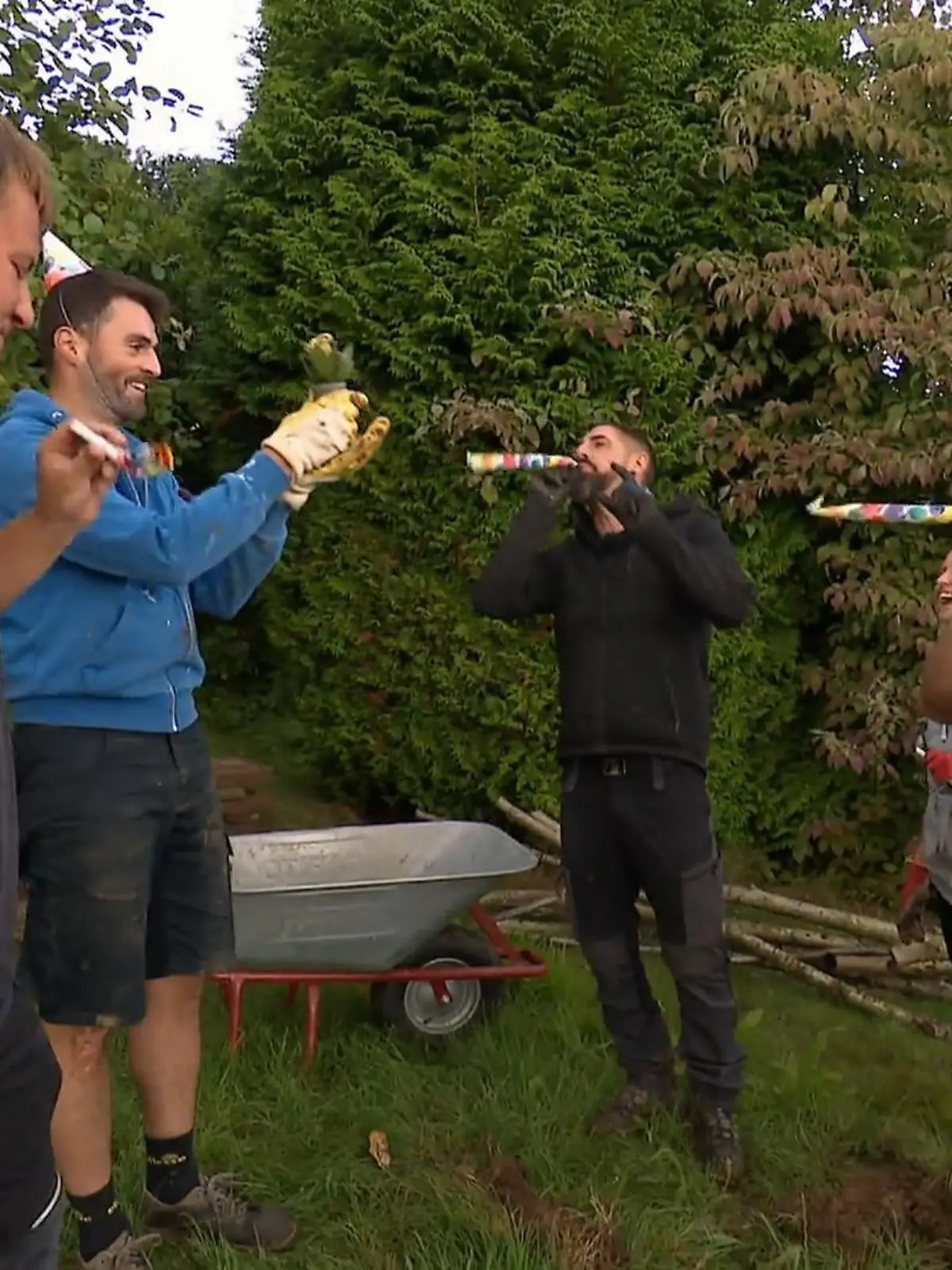 Bild zu: "Alis Geburtstag auf der Baustelle"