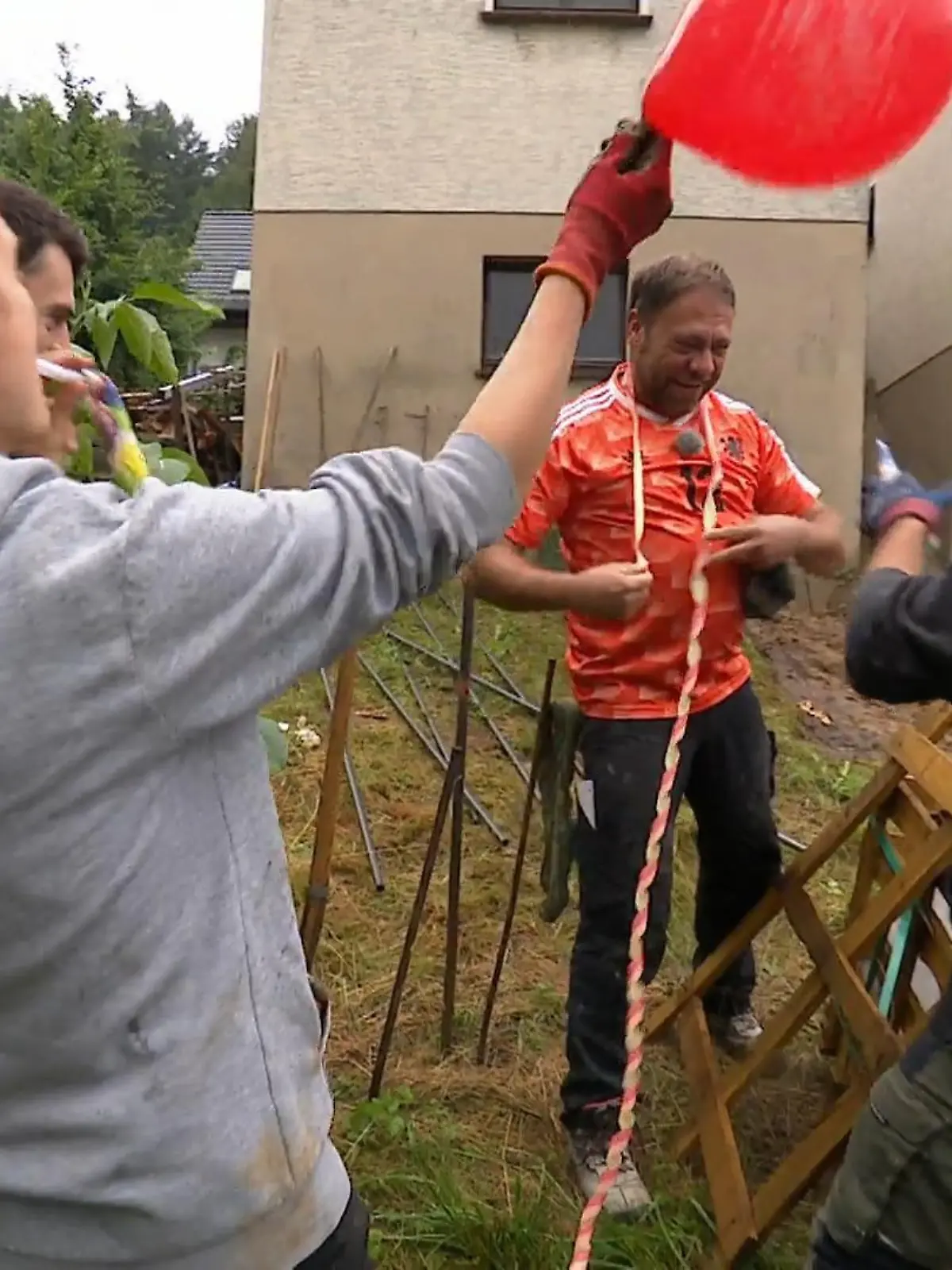 Bild zu: "Schon wieder ein Geburtstagskind auf der Baustelle"
