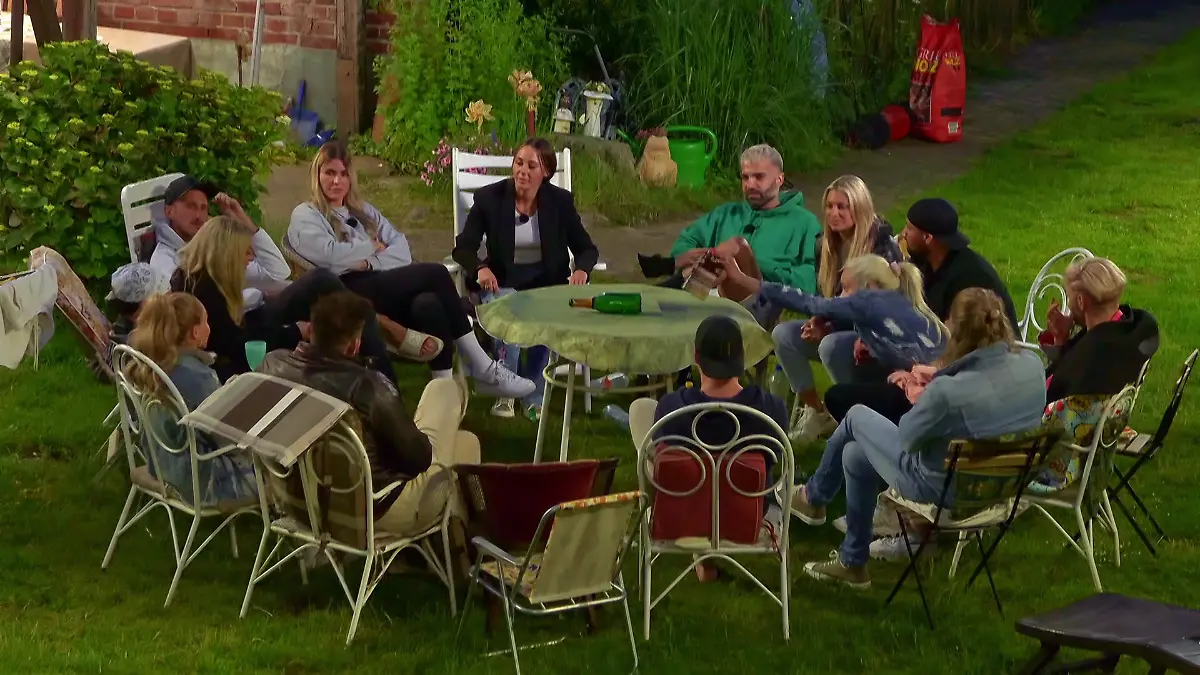 Woher kommt die herrenlose Hand im Sommerhaus?