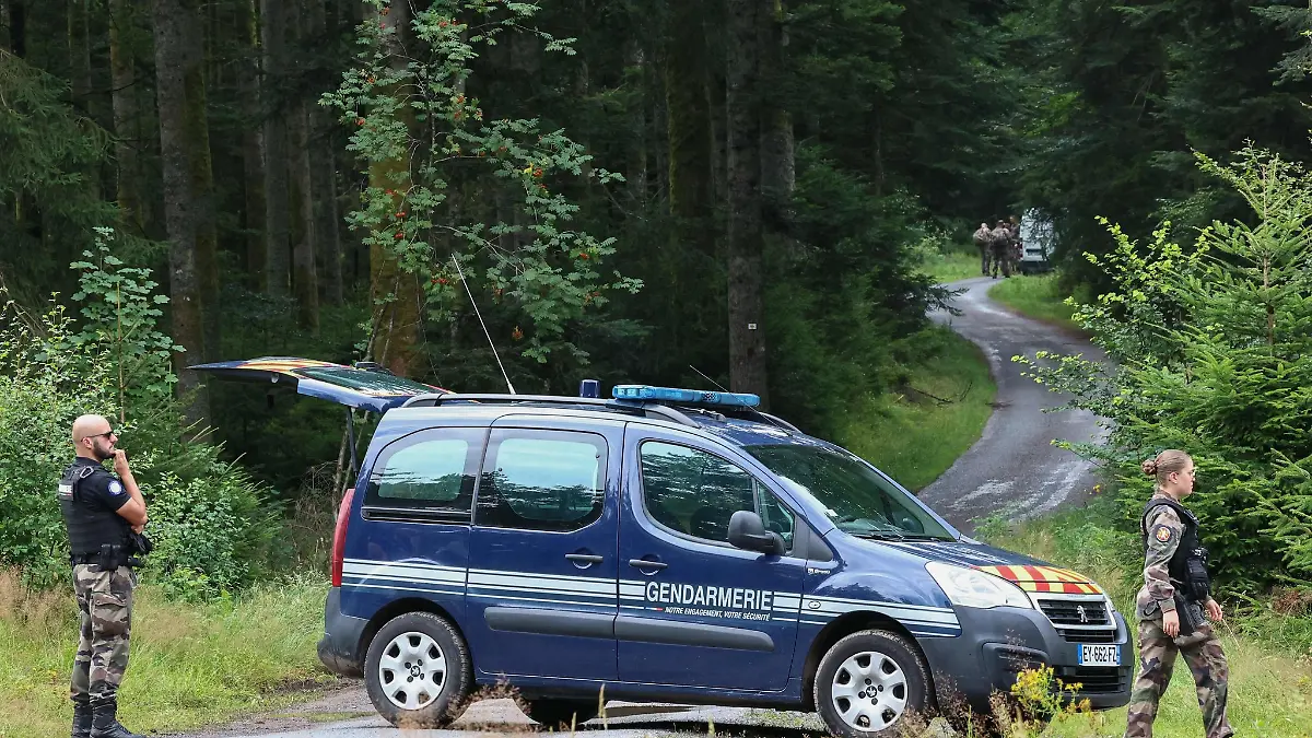 Die französische Polizei hatte etliche Suchaktionen nach der vermissten Jugendlichen gestartet (Archivbild).