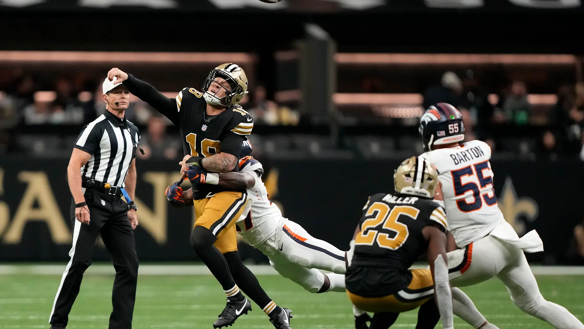 Die New Orleans Sainst gehen zu Hause gegen die Denver Broncos unter.