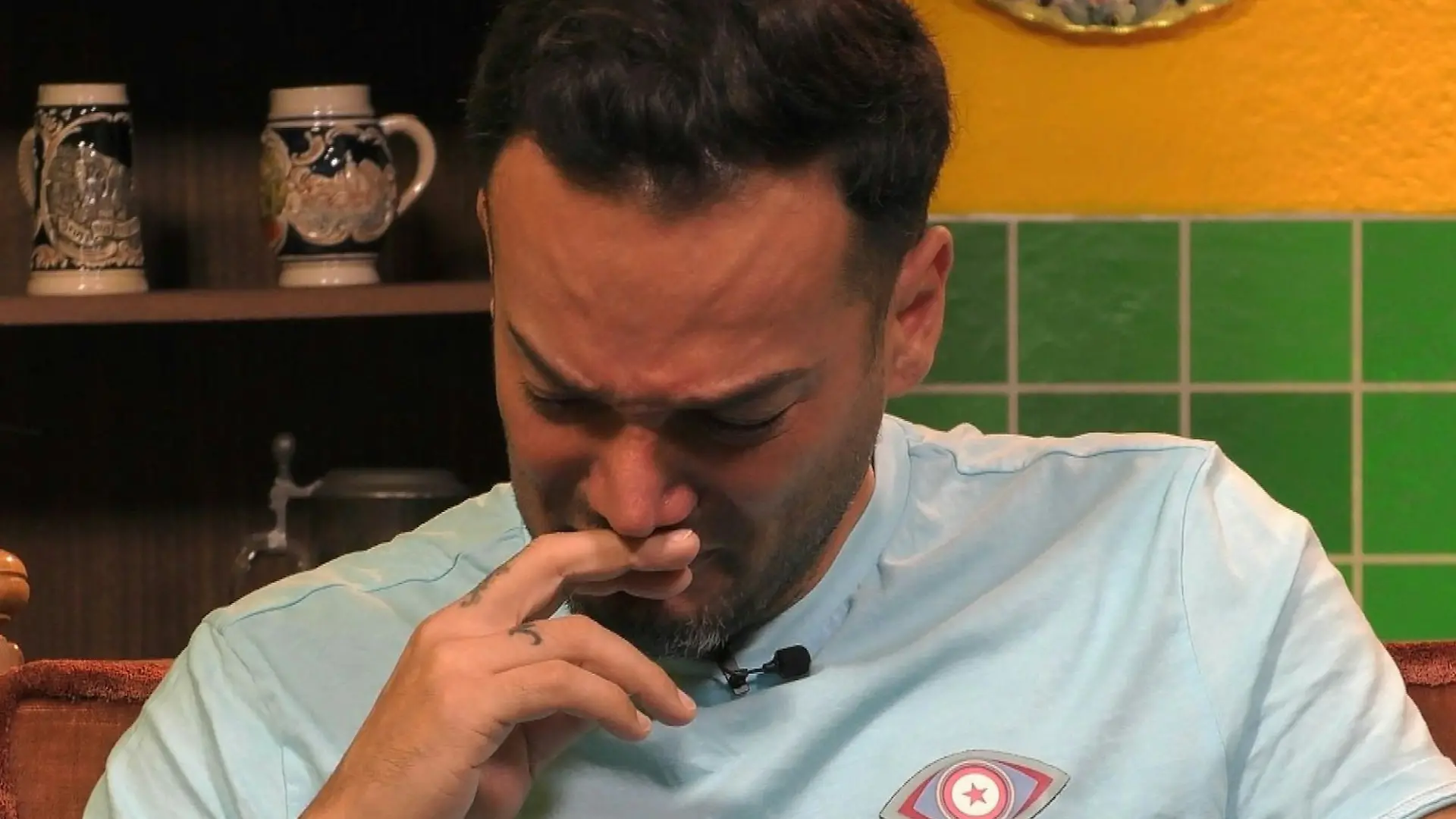 Daniel Lopes weint
