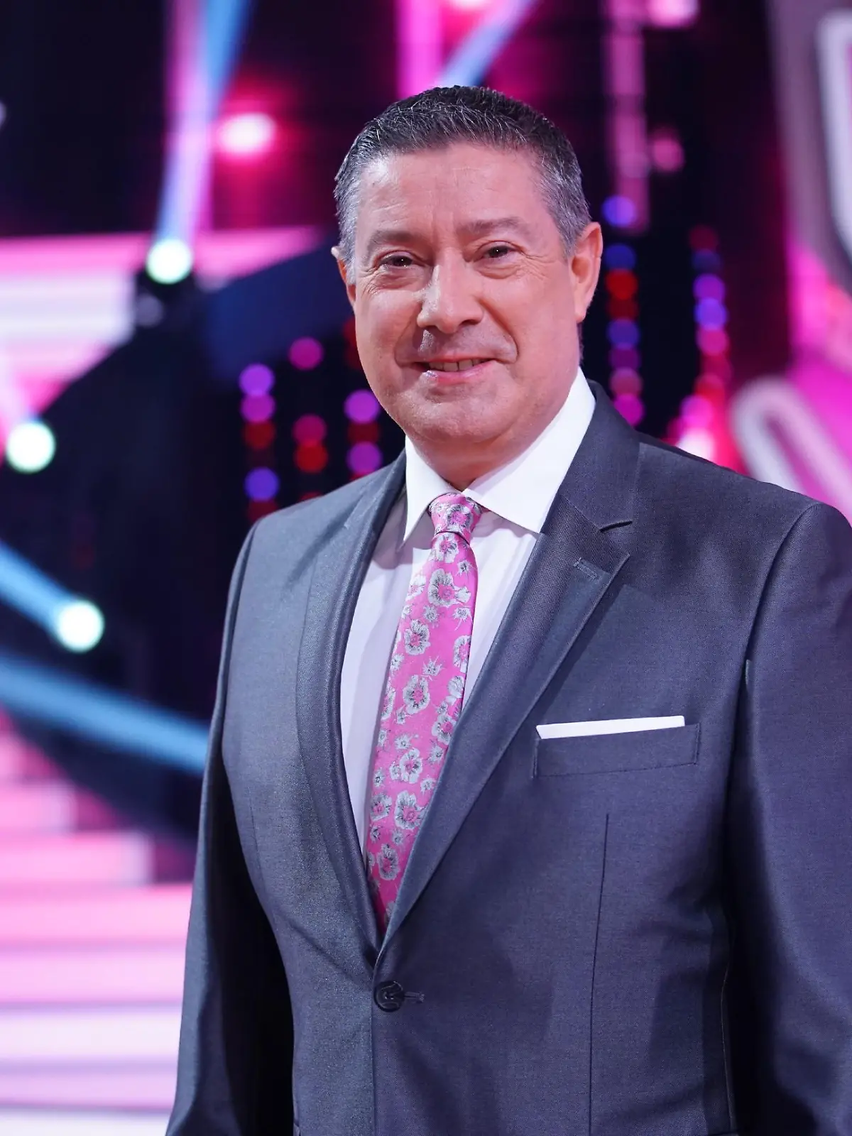 Juror Joachim Llambi.


Die Verwendung des sendungsbezogenen Materials ist nur mit dem Hinweis und Verlinkung auf RTL+ gestattet.