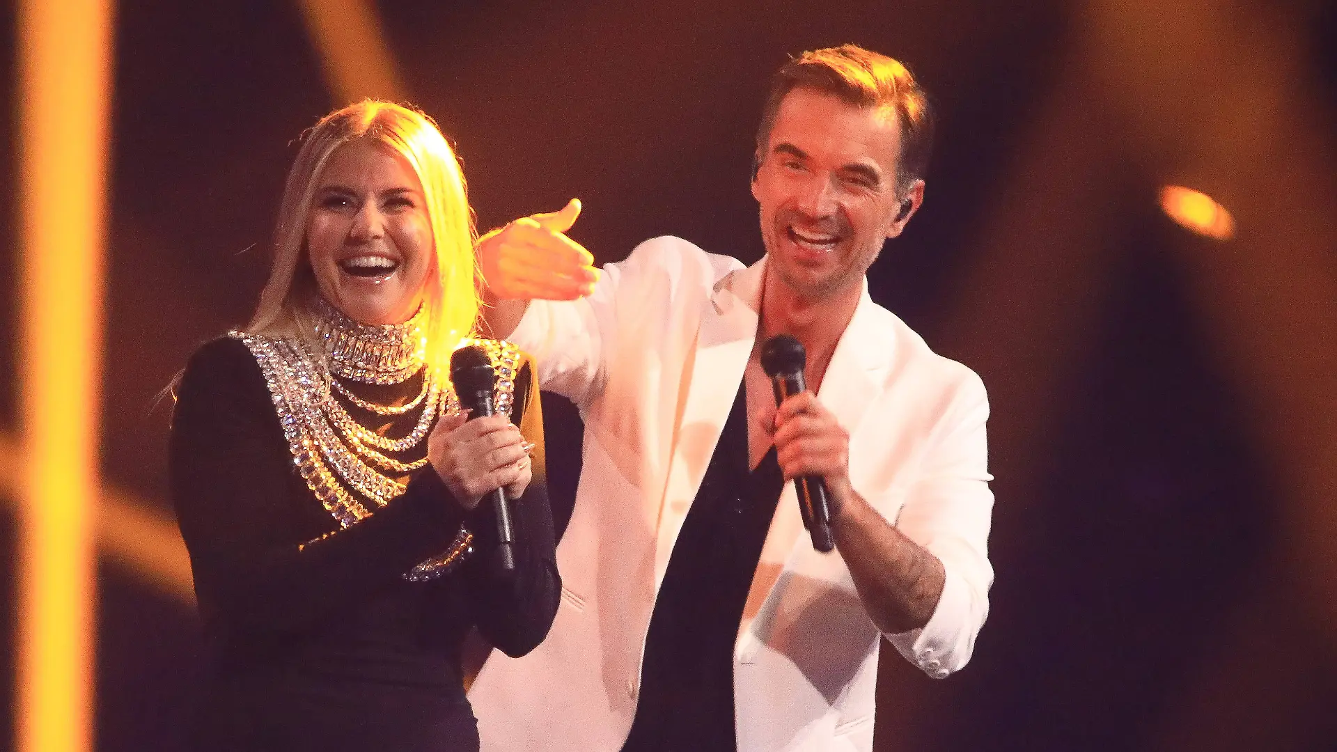 Wiedersehen beim Schlagerboom. Florian Silbereisen empfängt Beatrice Egli in seiner Show.