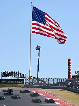 Bild zu: "Formel 1 in Austin 2026 live: Alle Infos zum Qualifying bei RTL und RTL+ und zum Rennen bei Sky und WOW"
