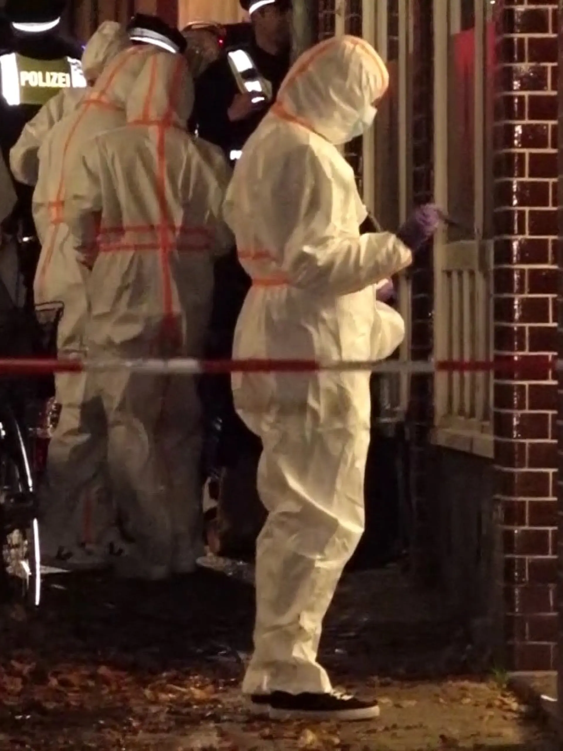 Bild zu: "Mann in Treppenhaus erschossen! "