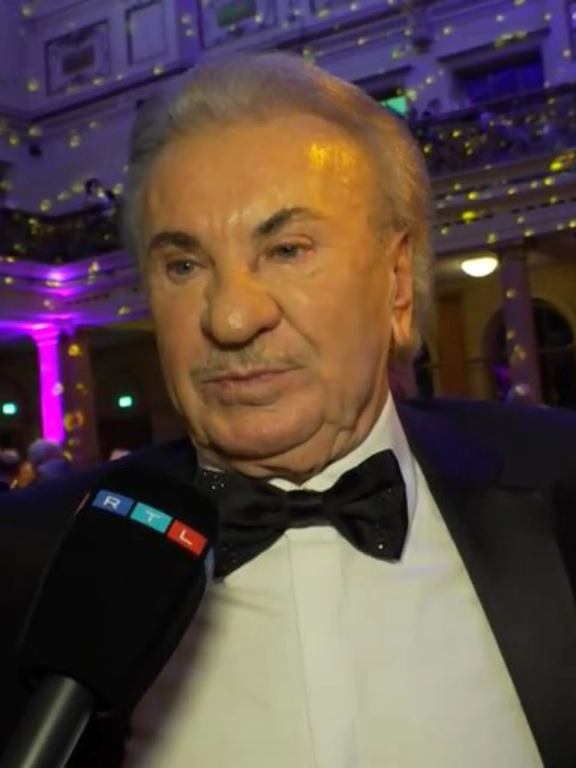 Willi Weber reagiert auf die Namensänderung von Gina Schumacher.
