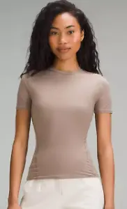 Wundermost Hüftlanges Kurzarmshirt