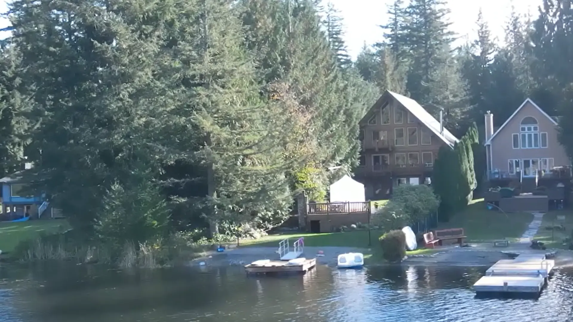 Ein Haus am See.