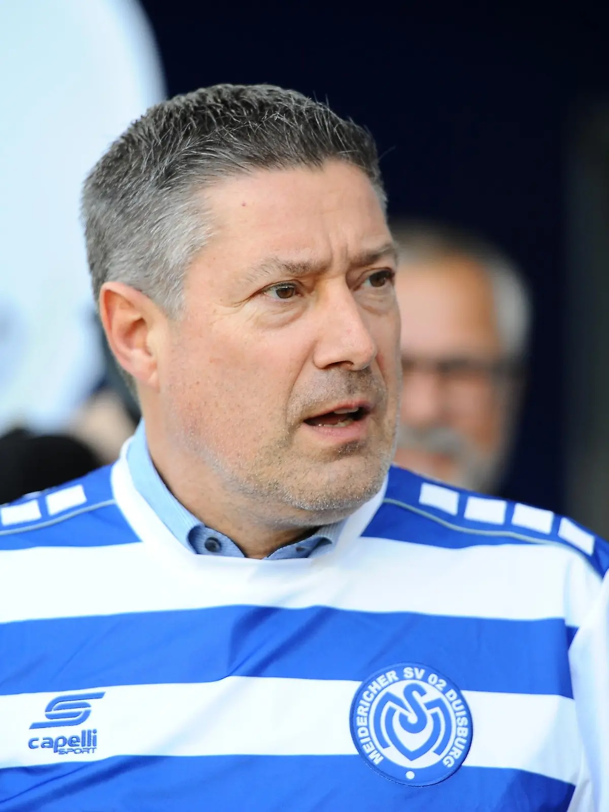 Duisburg, Schauinslandreisen-Arena, 10.04.19, 2.Bundesliga - 26.Spieltag: MSV Duisburg - 1.FC Koeln Bild: Joachim Llambi (RTL-Tanz-Juror) unterstuetzt den MSV aktiv im Abstiegskampf