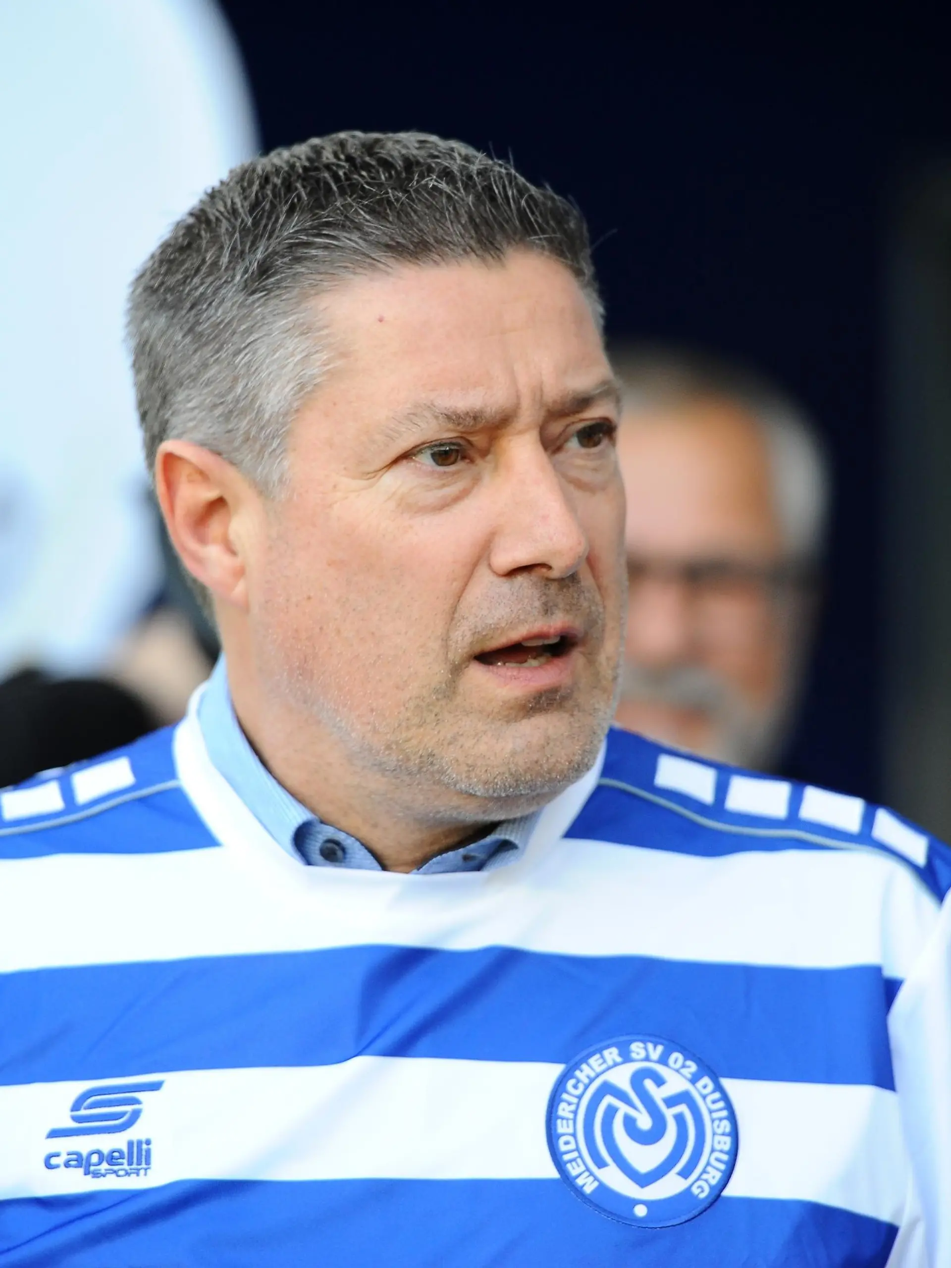 Duisburg, Schauinslandreisen-Arena, 10.04.19, 2.Bundesliga - 26.Spieltag: MSV Duisburg - 1.FC Koeln Bild: Joachim Llambi (RTL-Tanz-Juror) unterstuetzt den MSV aktiv im Abstiegskampf