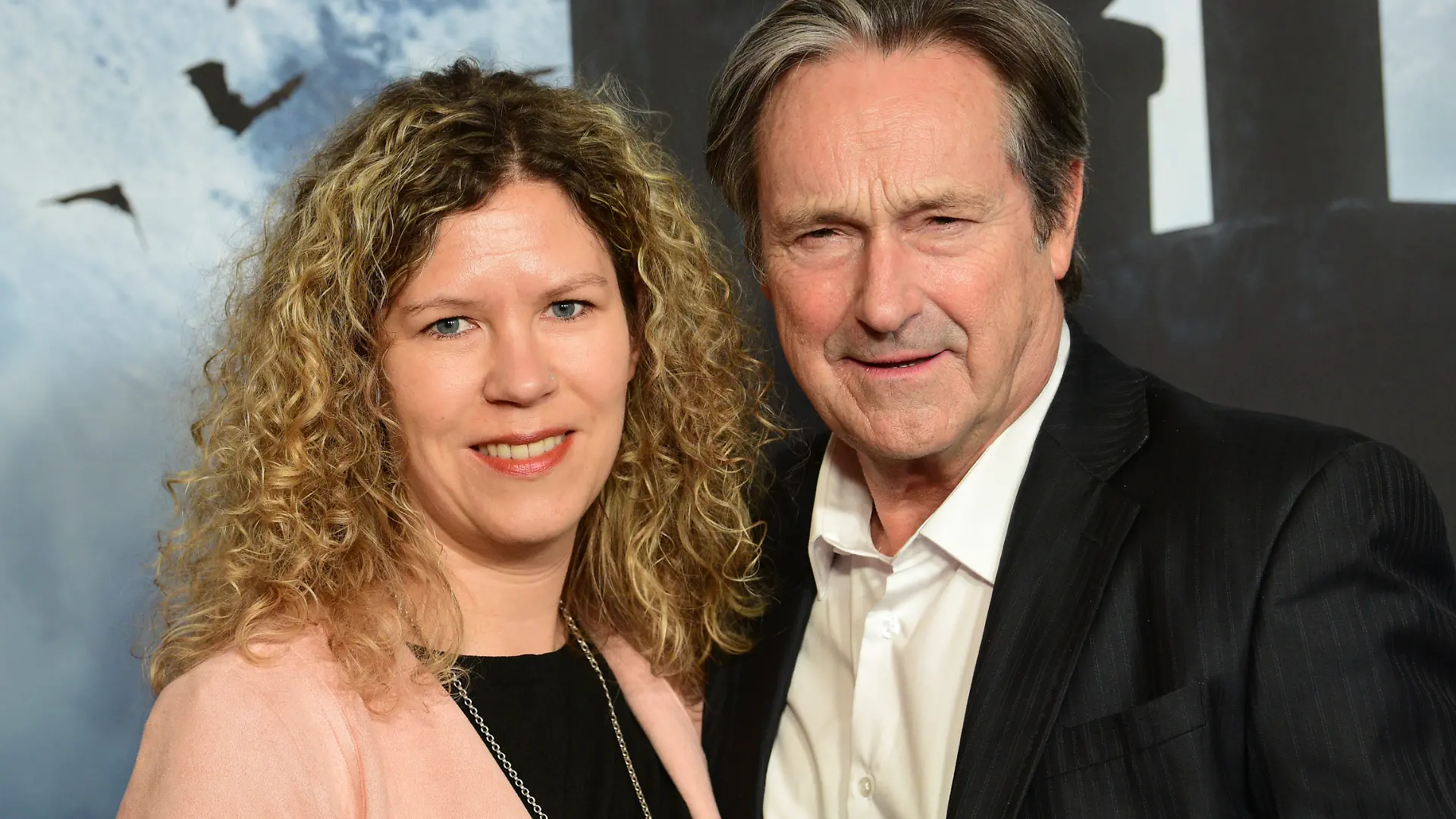 Helmut Zierl kommt mit seiner Freundin Sabrina Böcker zur Premiere des Musicals «Tanz der Vampire» im Hamburger Operettenhaus.