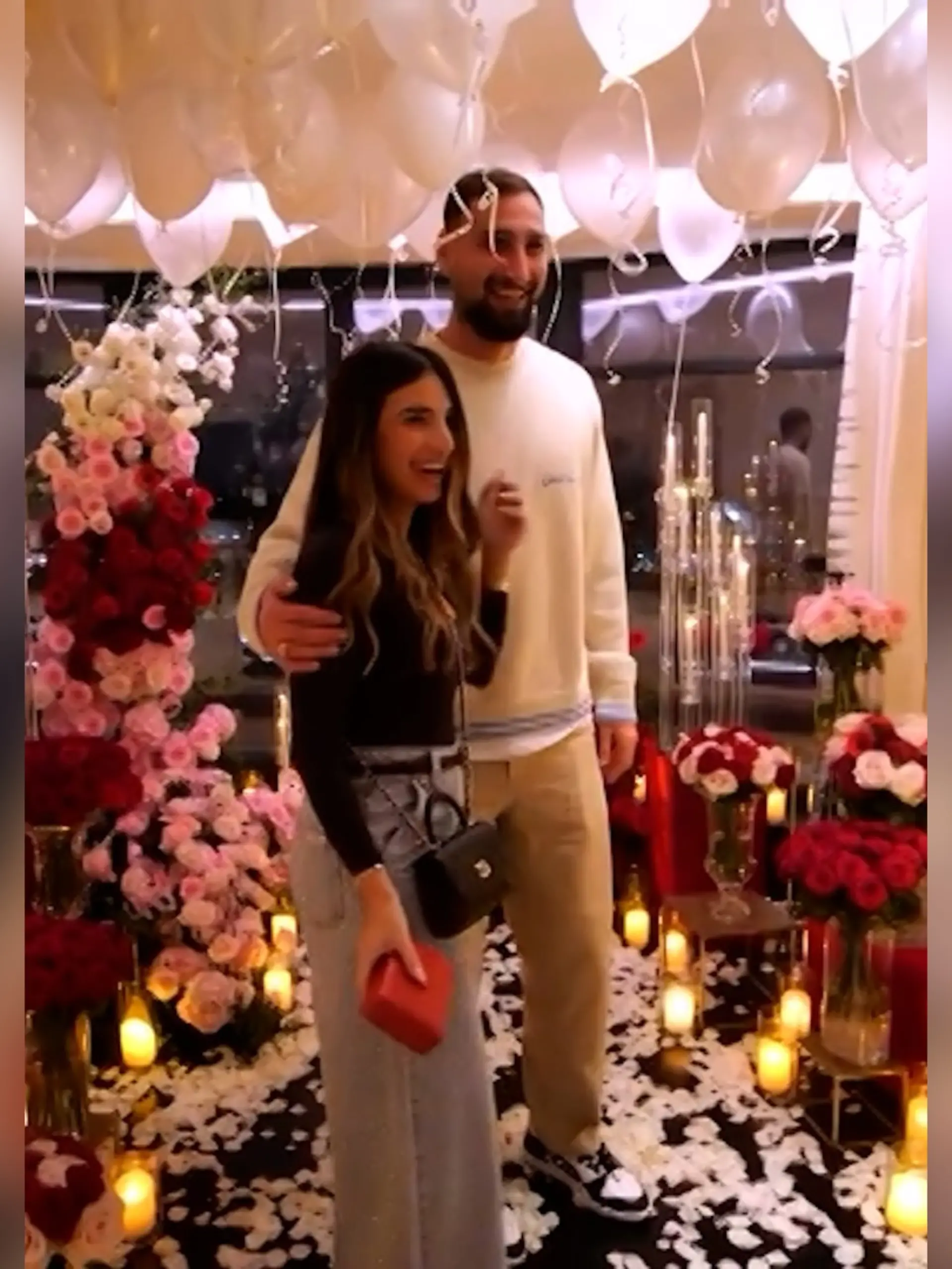 Gianluigi Donnarumma wird seine Freundin heiraten.