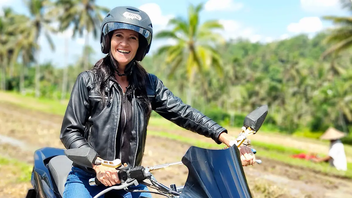 Carmen (41) aus Bali
+++ Die Verwendung des sendungsbezogenen Materials ist nur mit dem Hinweis und Verlinkung auf RTL+ gestattet. +++