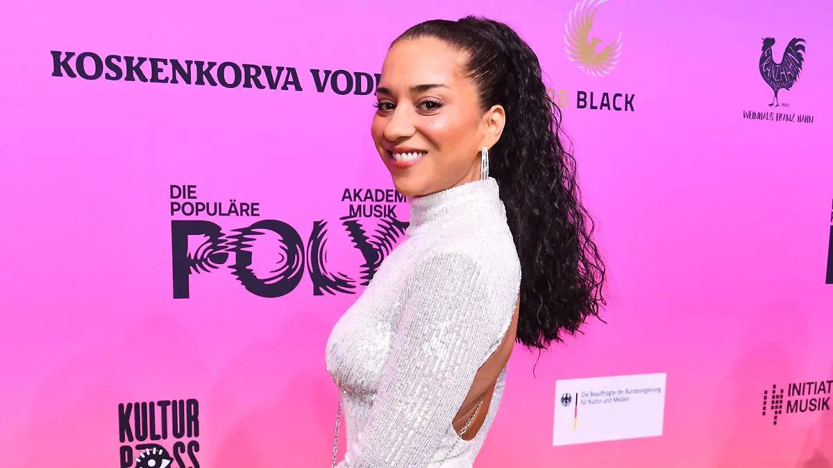 Nadja Benaissa beim deutschen Musikpreis Polyton in Berlin. 