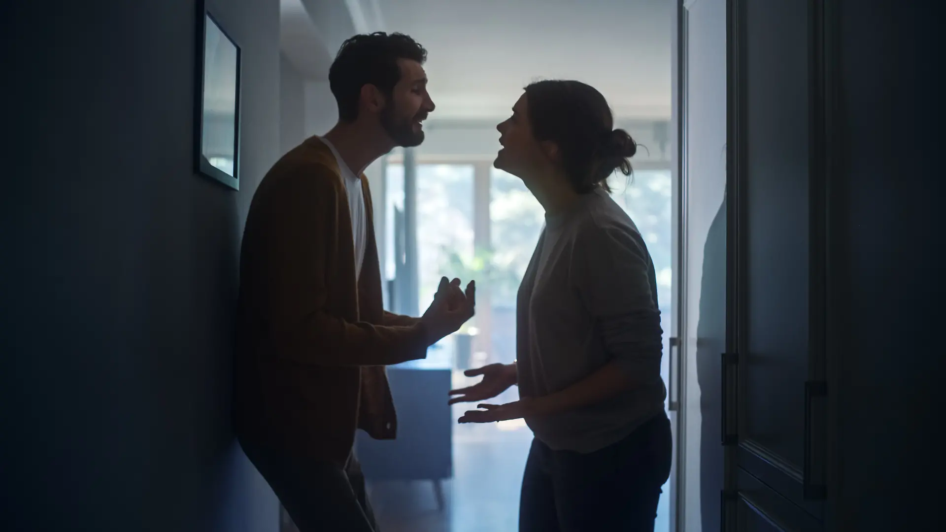 Erst wirkt alles toll, doch dann gibt es in der Beziehung nur noch Drama? Das gilt es zu vermeiden.