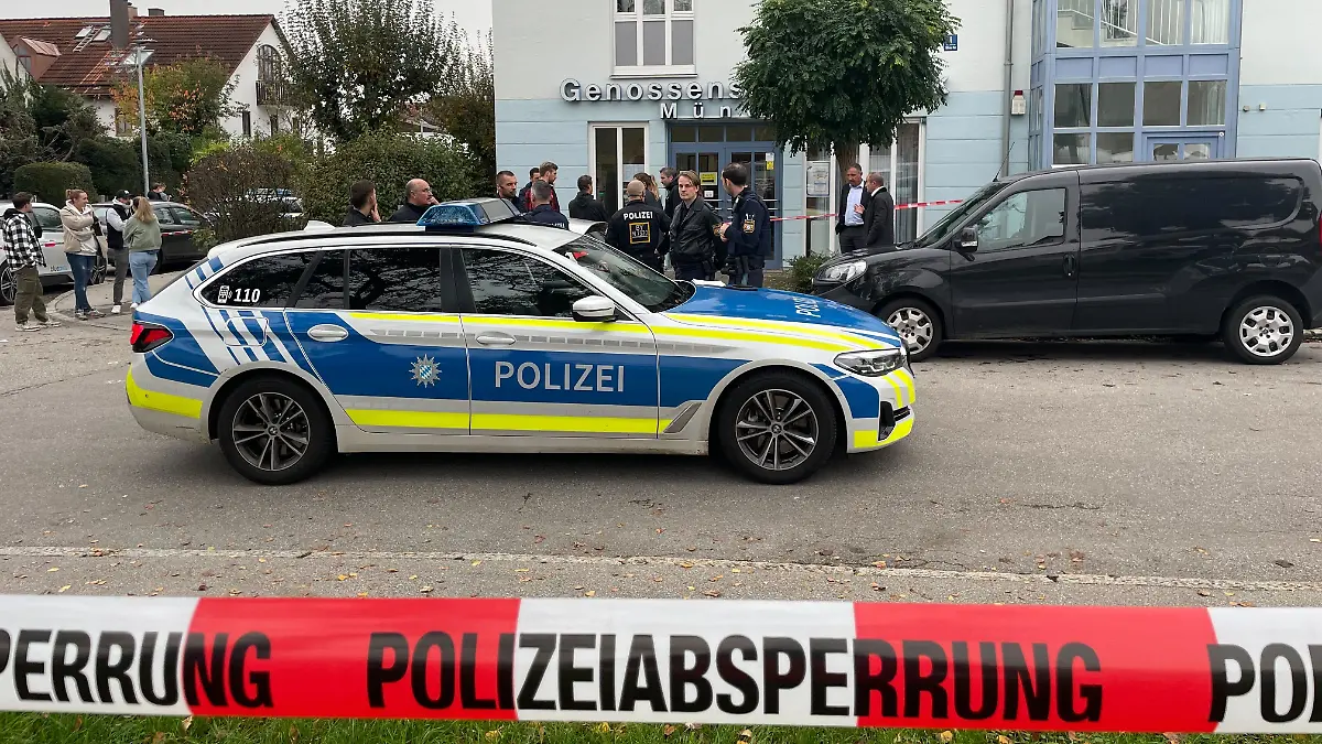 Es gab es einen Banküberfall in München-Obermenzing.