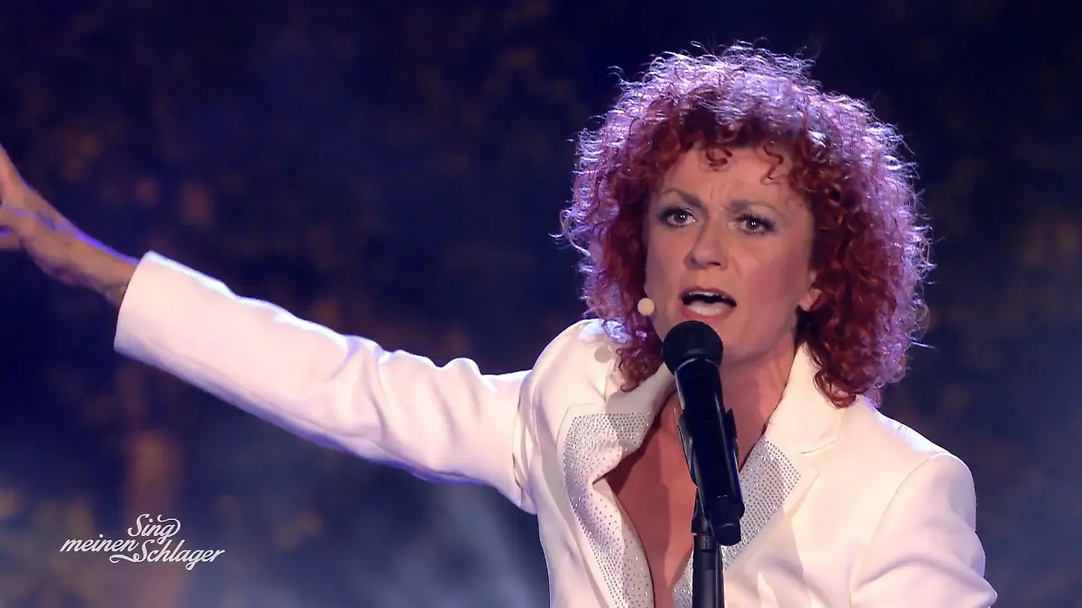 Lucy Diakovska begeistert mit "Gemeinsam sind wir stark" von Marianne Rosenberg Sing meinen Schlager