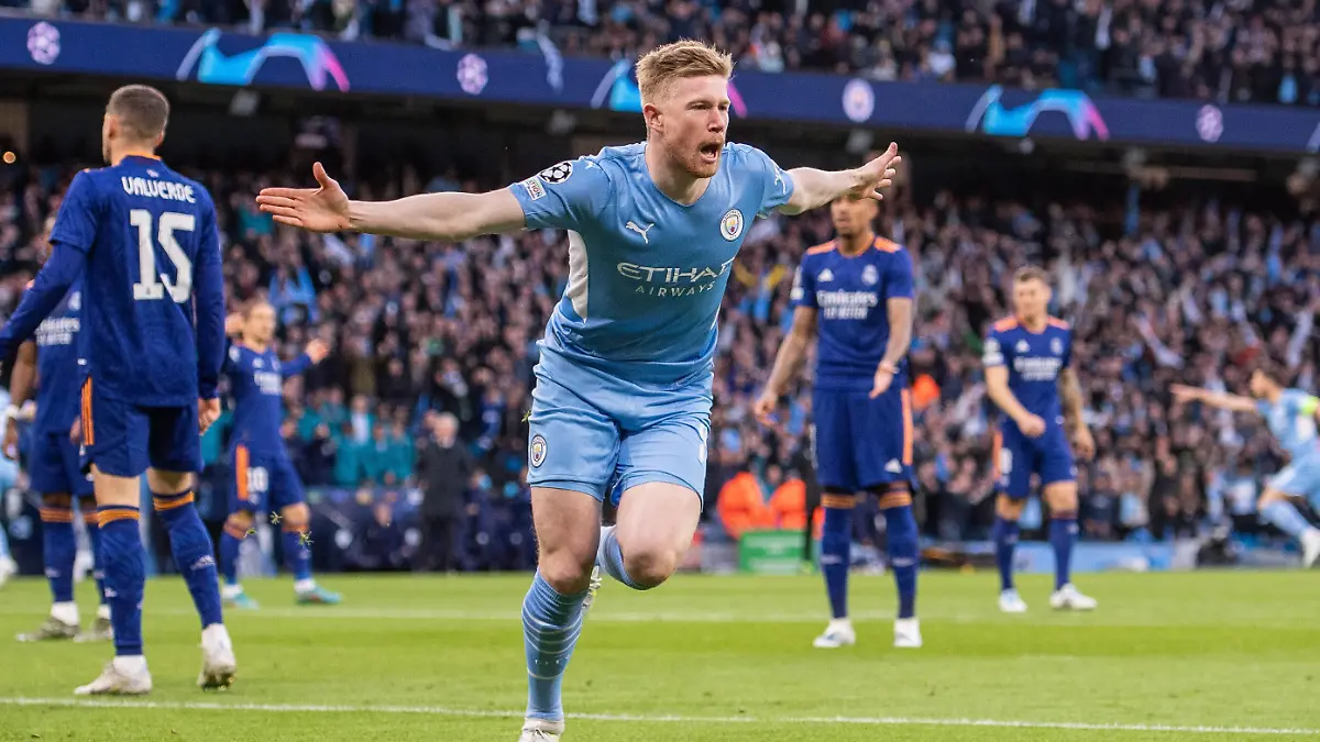 MANCHESTER, ENGLAND - APRIL 26: Kevin De Bruyne of Manchester City celebrates after scoring goal during the UEFA Champions League Semi Final Leg One match between Manchester City and Real Madrid at City of Manchester Stadium on April 26, 2022 in Manchester, United K Manchester City v Real Madrid Semi Final Leg One - UEFA Champions League Copyright: xSebastianxFrejx