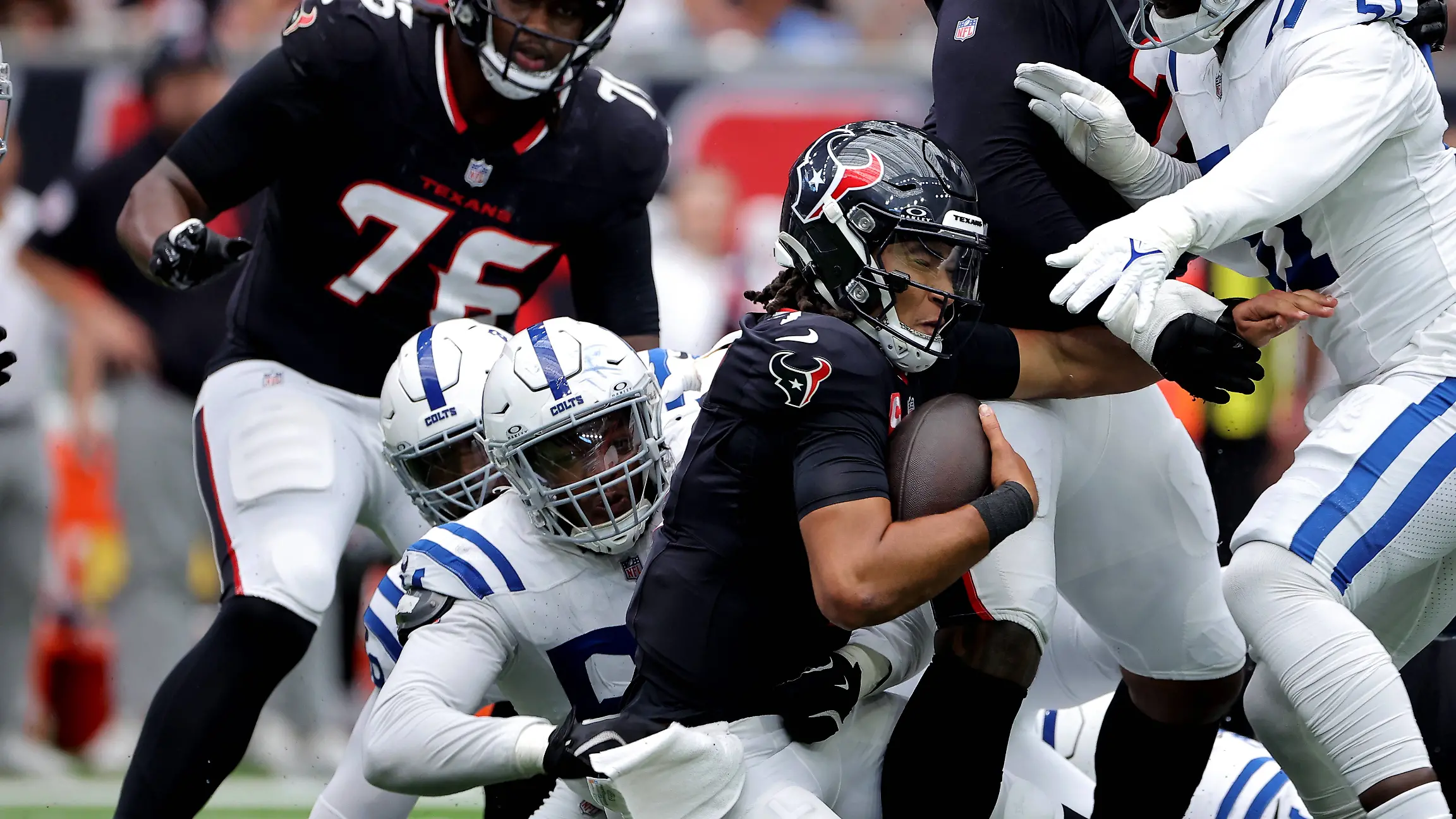 C.J. Stroud tanzt die Indianapolis Colts aus.
