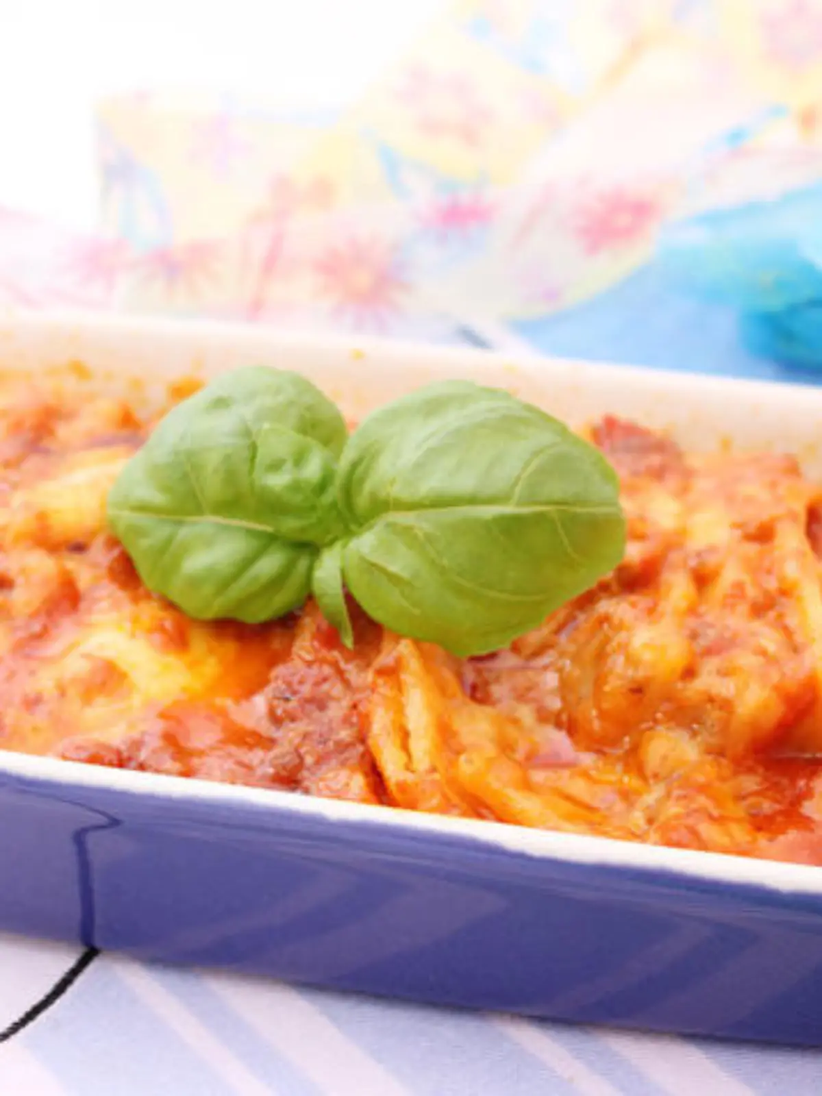 4-nudelauflauf-mit-hackfleisch-rezept-bild-picpool 16x9.jpg