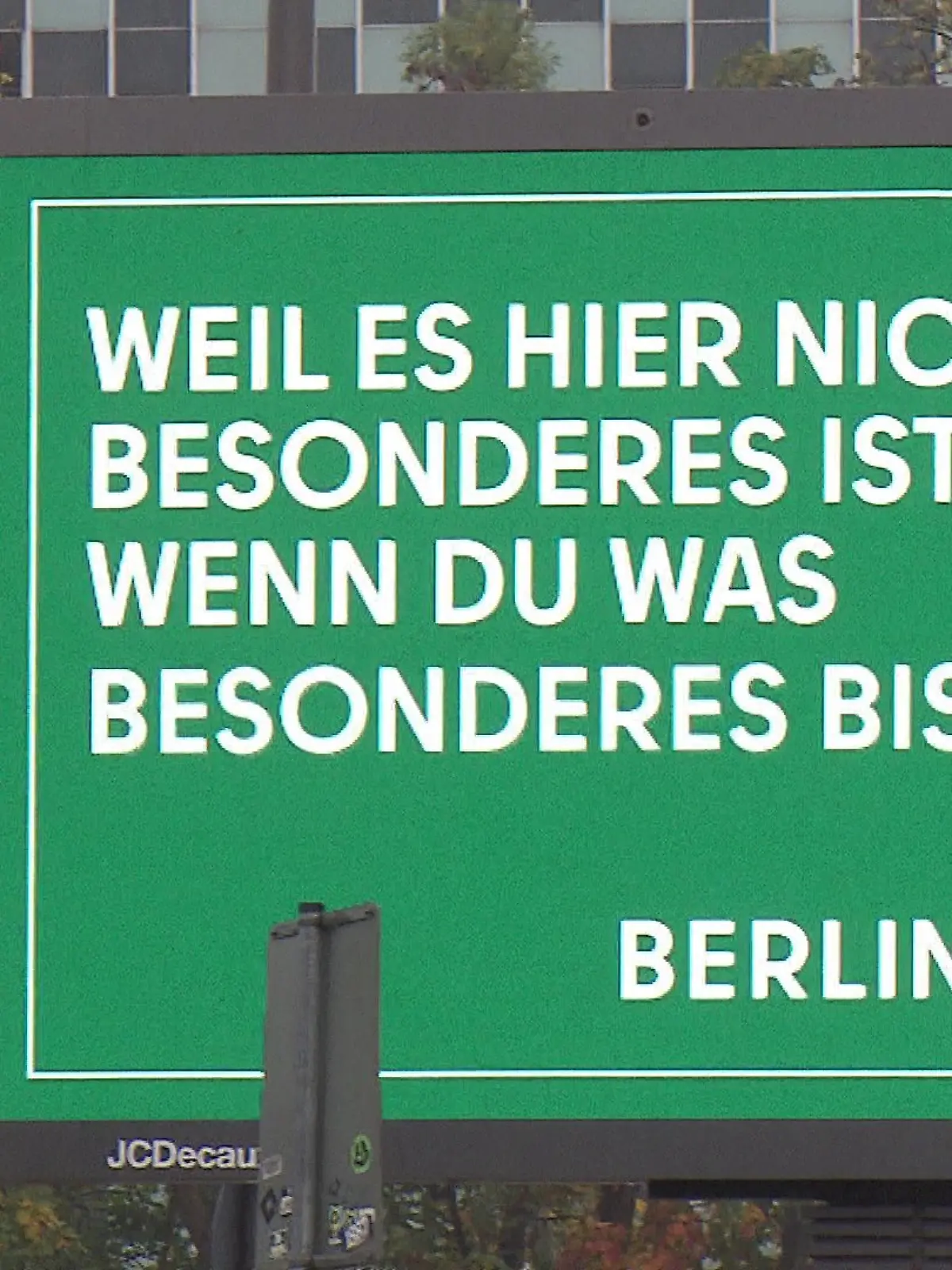 Bild zu: "In Hamburg hängt plötzlich überall Werbung für Berlin!"