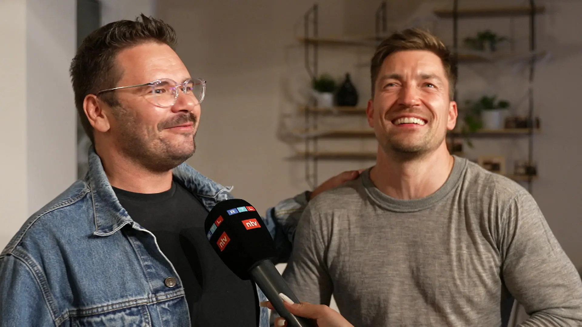 Hier können Thomas Drechsel und Philipp Boy wieder lachen Bei „Die Verräter” sah das noch ganz anders aus