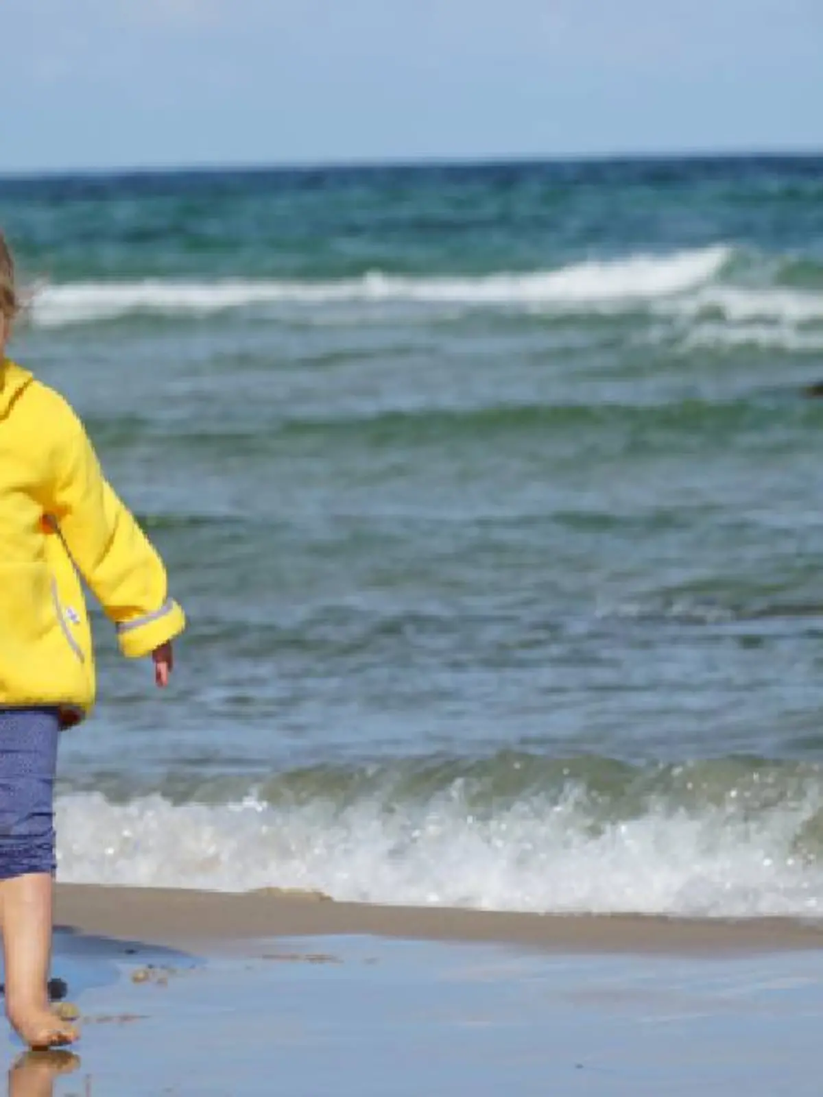 Noemi am Strand