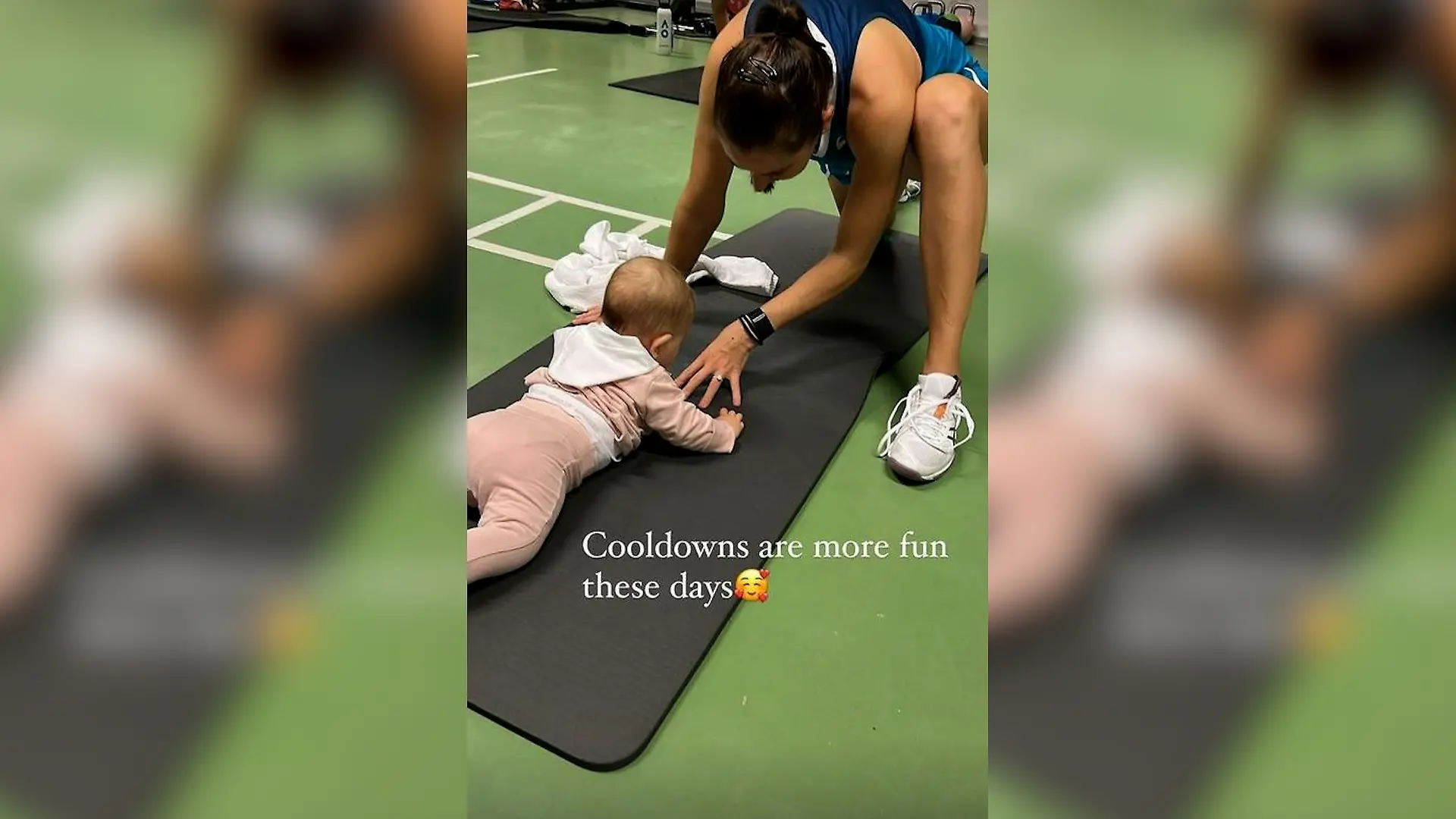 Belinda Bencic mit ihrer Tochter Bella.