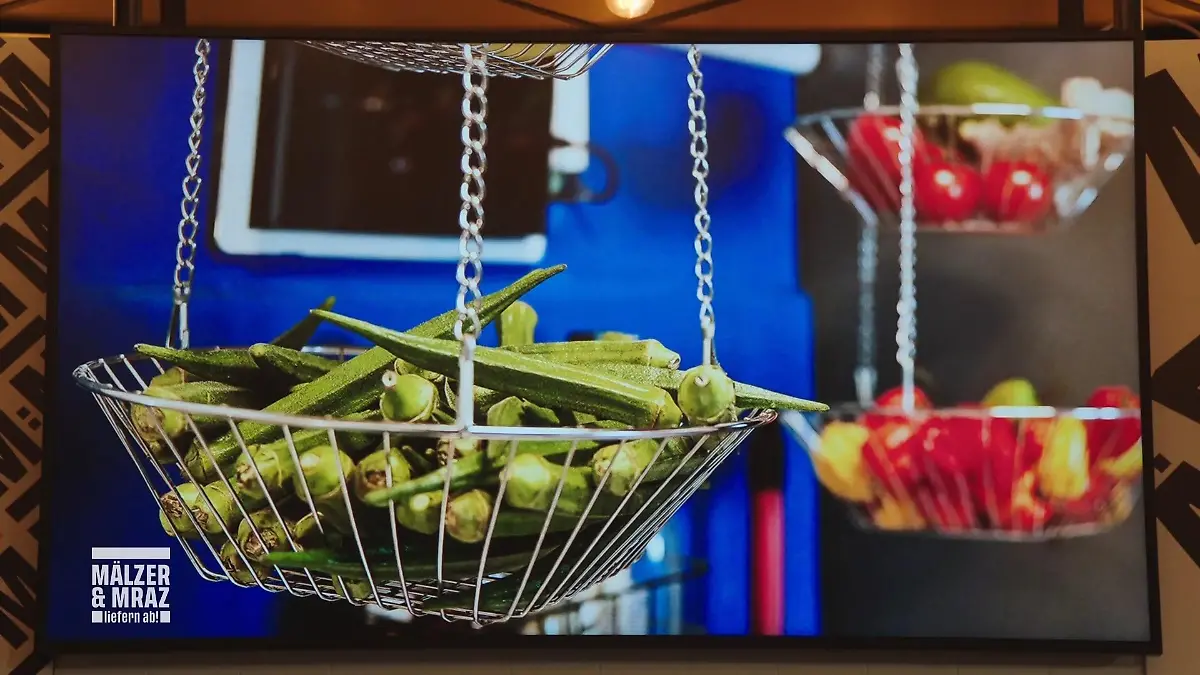 Was tun mit Okraschoten? Tim hat keine Lust