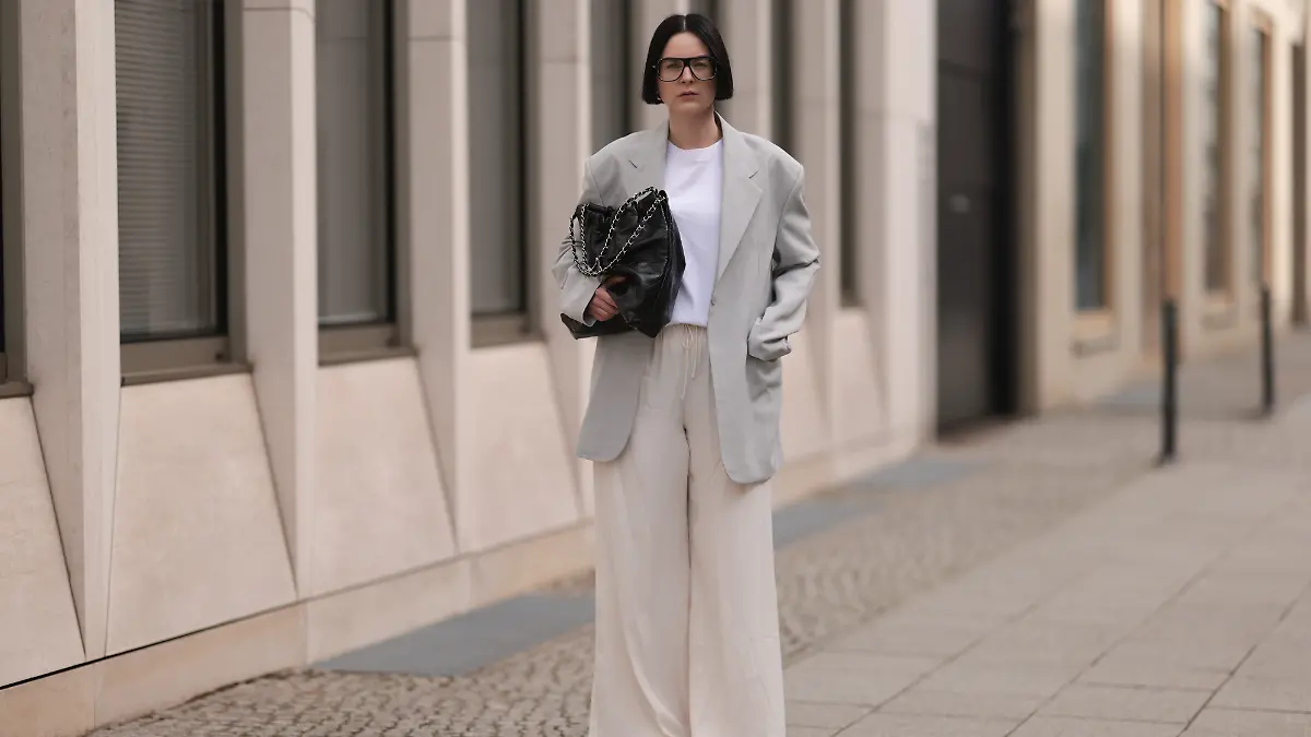 Wenn ihr zu diesem Look noch einen Mantel anzieht, habt ihr ein perfektes Office-Outfit für kalte Tage