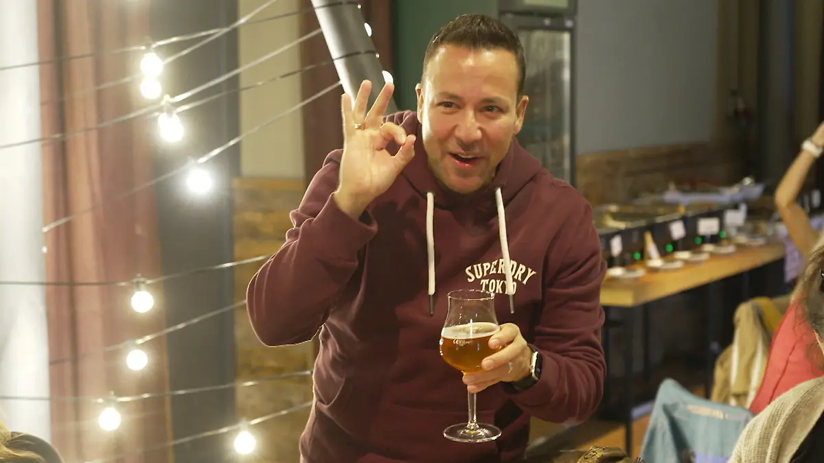 Backstreet Boy Howie D speist mit Fans in Hamburg zu einem Dinner-Date der besonderen Art!