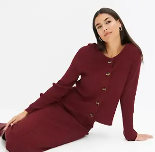 Bordeauxroter Cardigan